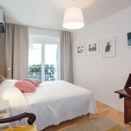 شقة Flip House - Posizione Strategica, Wifi E Aria Condizionata
